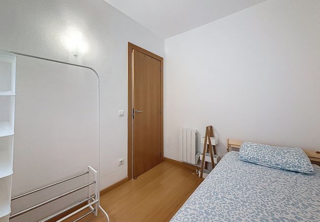 Apartment in Rosas / Roses - R. MARINE II 139 – Piso vista al canal y piscina