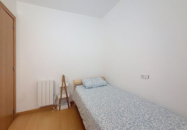 Apartment in Rosas / Roses - R. MARINE II 139 – Piso vista al canal y piscina