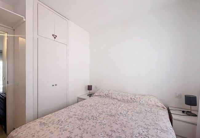 Apartment in Empuriabrava - POBLAT TIPIC – Piso un dormitorio y terraza