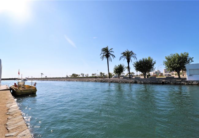 Apartment in Empuriabrava - POBLAT TIPIC – Piso un dormitorio y terraza