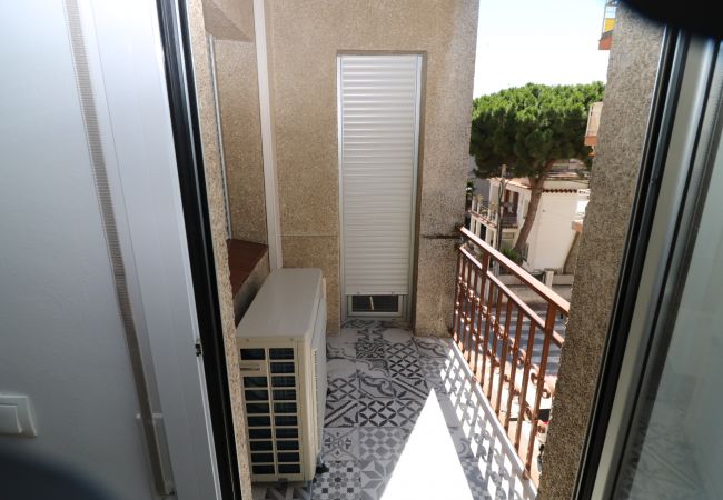 Ferienwohnung in Rosas / Roses - FRANCESC MACIA Piso centro Roses, cerca de la play