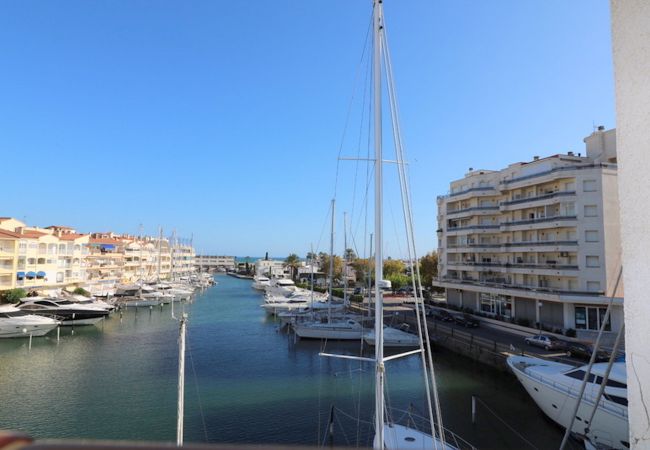 Ferienwohnung in Empuriabrava - CAVALL DE MAR - Piso, vista al puerto