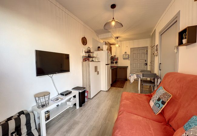 Ferienwohnung in Empuriabrava - Club Nautic I B16  - Piso cerca del mar