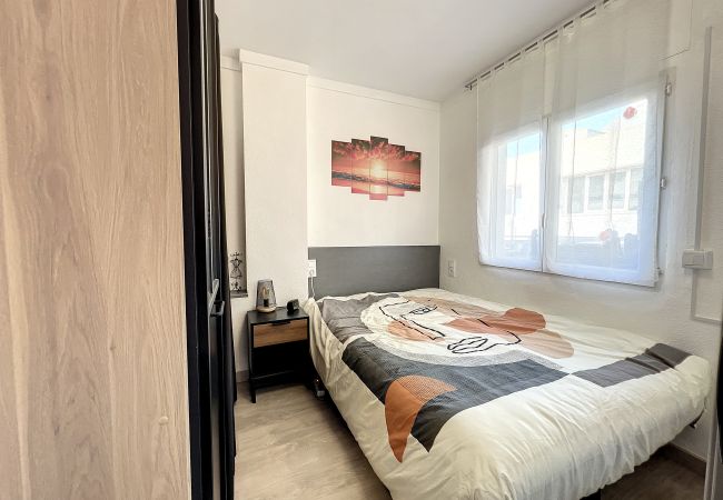 Ferienwohnung in Empuriabrava - Club Nautic I B16  - Piso cerca del mar