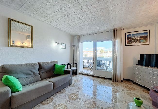 Ferienwohnung in Empuriabrava - PORT EMPORDA 28BA - Piso con  preciosa vista al pu