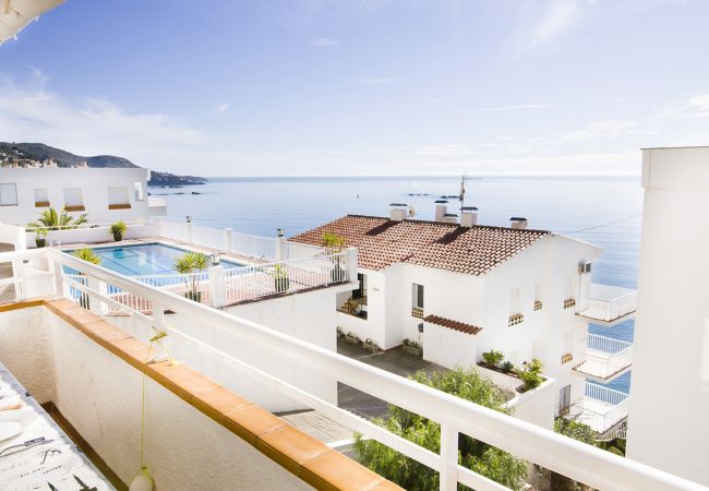 Ferienwohnung in Rosas / Roses - Ariadna - Piso, Vista al mar y Piscina Comunitaria