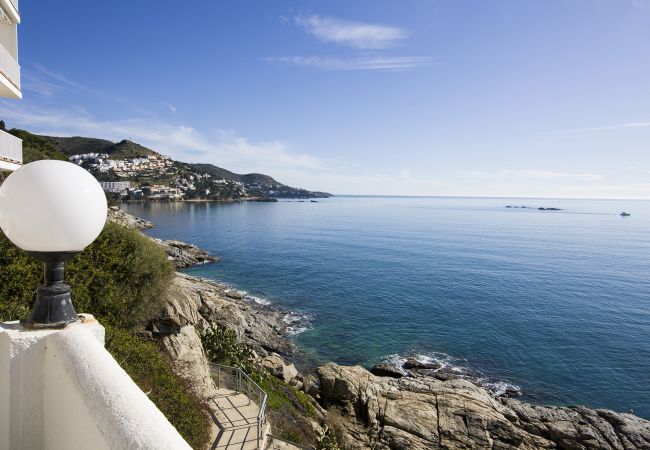 Ferienwohnung in Rosas / Roses - Ariadna - Piso, Vista al mar y Piscina Comunitaria