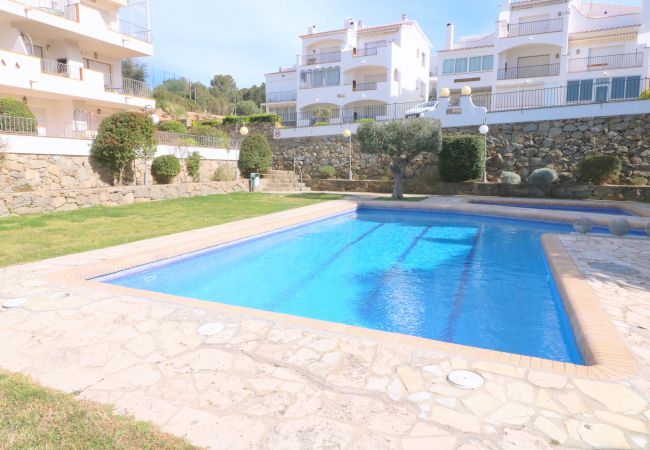 Ferienwohnung in Rosas / Roses - Jardins III B 2 - Piso con vista al mar y piscina