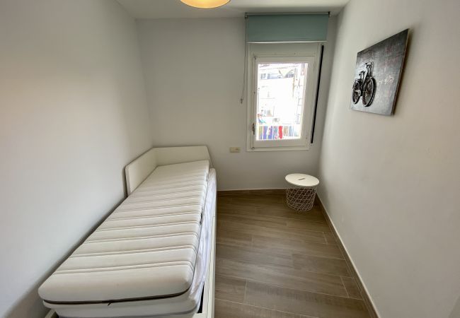 Ferienwohnung in Rosas / Roses - Cap Norfeu 60 - Piso a 150 mts de la Playa - WIFI