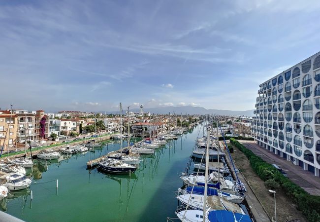 Ferienwohnung in Empuriabrava - BAHIA II- 317 - Magnifico apartamento vista al mar