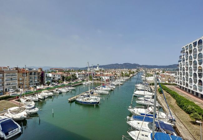 Ferienwohnung in Empuriabrava - BAHIA II- 317 - Magnifico apartamento vista al mar