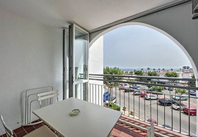 Ferienwohnung in Empuriabrava - BAHIA II- 317 - Magnifico apartamento vista al mar