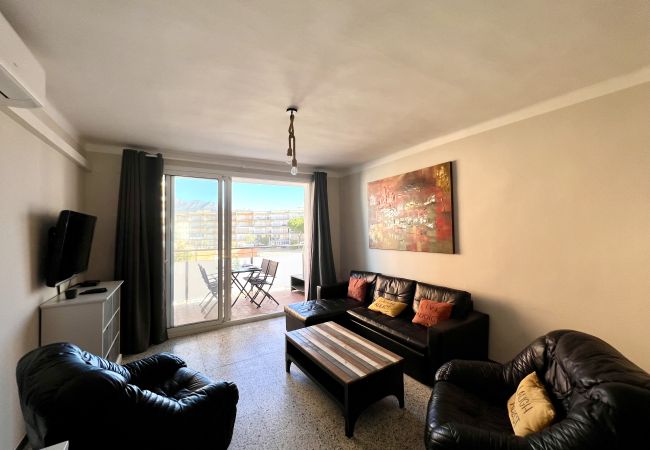 Ferienwohnung in Rosas / Roses - Sirena 2 2-Bonito piso, a 300Mts de la playa