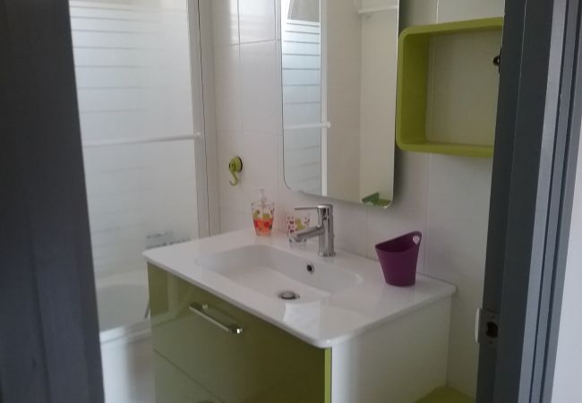 Ferienwohnung in Rosas / Roses - Sol y Playa 4-1 / Piso muy bonito y reformado con