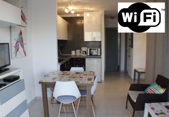 Ferienwohnung in Rosas / Roses - Sol y Playa 4-1 / Piso muy bonito y reformado con