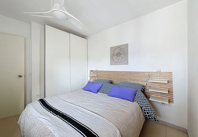 Ferienwohnung in Rosas / Roses - Sol y Playa 4-1 / Piso muy bonito y reformado con