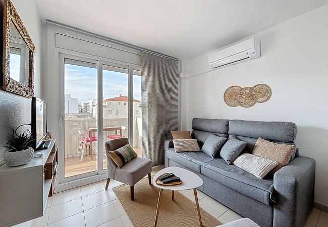 Ferienwohnung in Rosas / Roses - Sol y Playa 4-1 / Piso muy bonito y reformado con