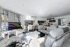 Ferienhaus in Empuriabrava - Canal  - Magnifica Villa con piscina privada y a