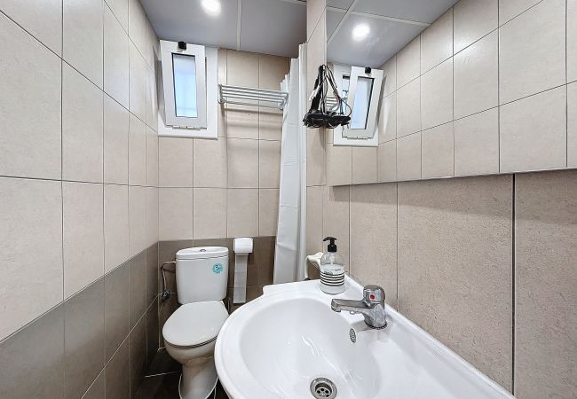 Ferienwohnung in Rosas / Roses - REMENDADORES – Planta baja 50m de la playa
